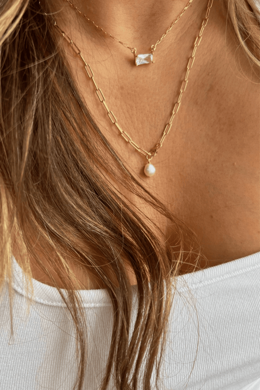 Leighton Pendant Necklace