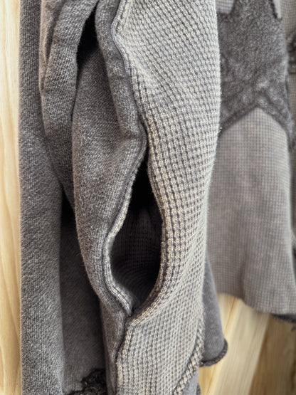 June Star Pullover Top