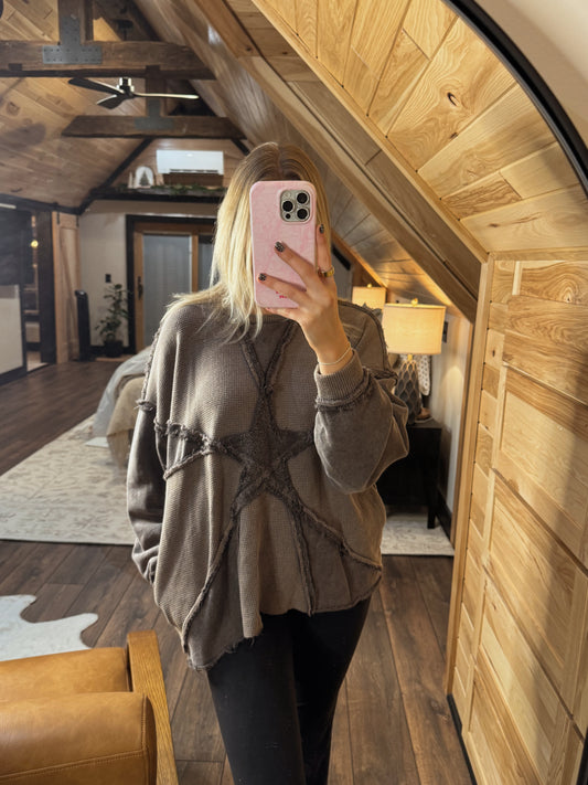 June Star Pullover Top